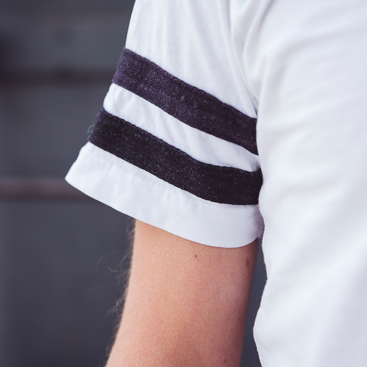 Striped Jersey T-Shirt Flake in Black & White - Image 4