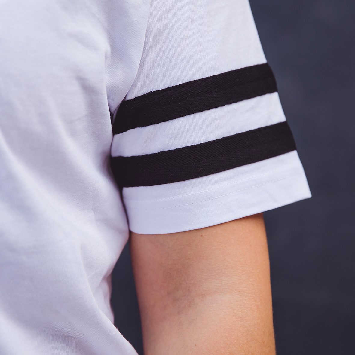 Striped Jersey T-Shirt Flake in Black & White - Image 3