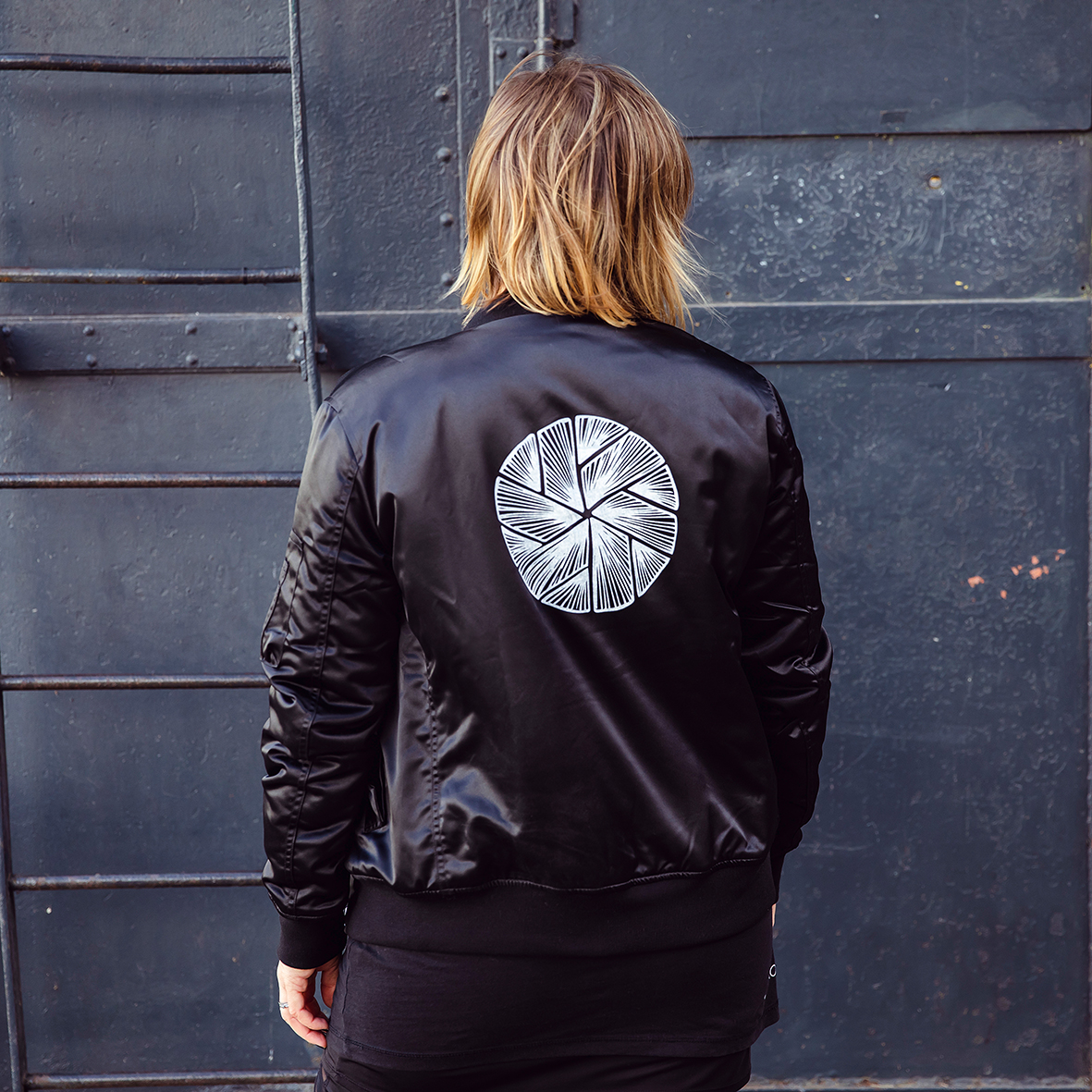 Ladies Flake Bomber Jacket in Black - Image 2