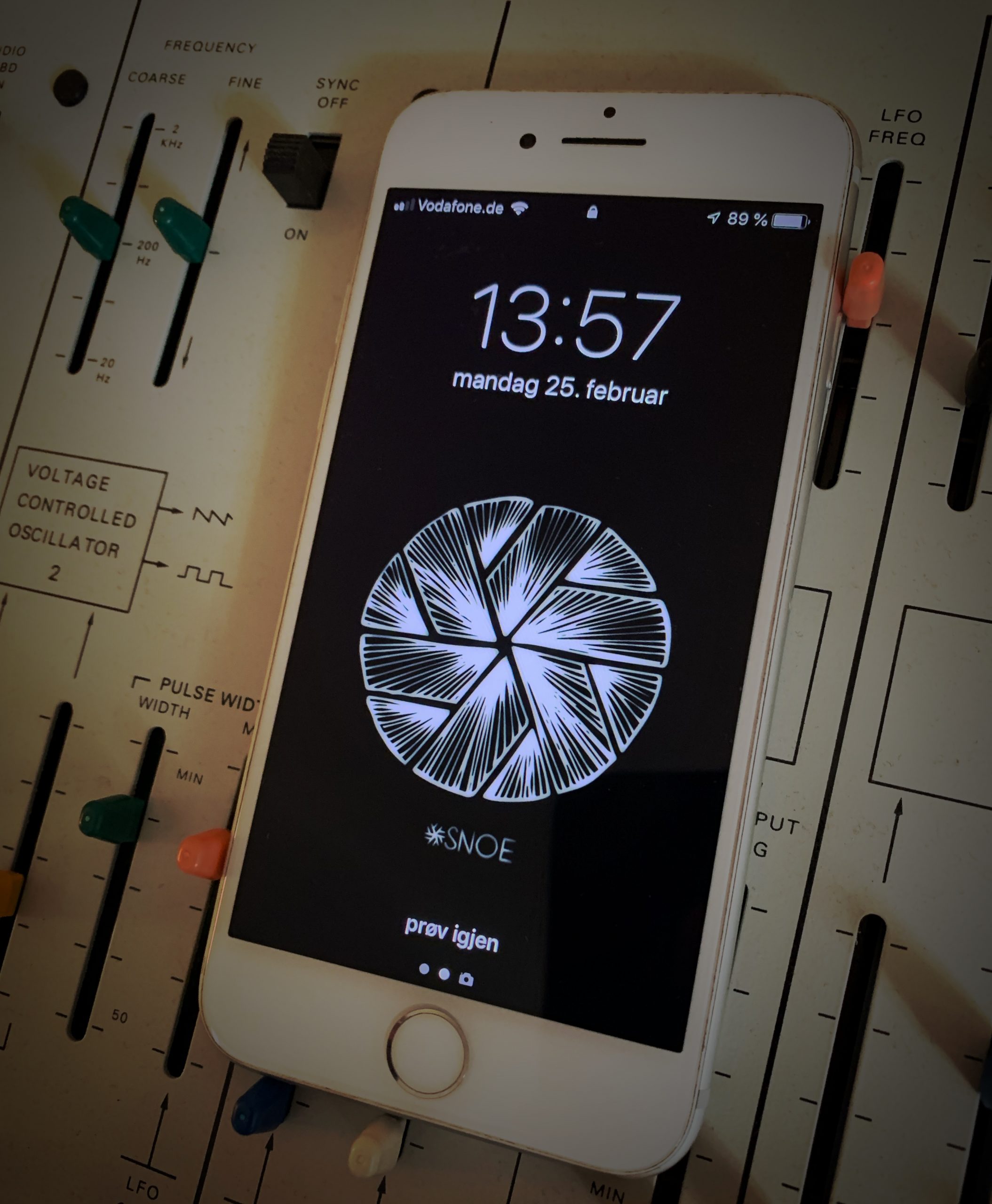 Huawai Mate 20 Pro / Wallpaper - Image 3