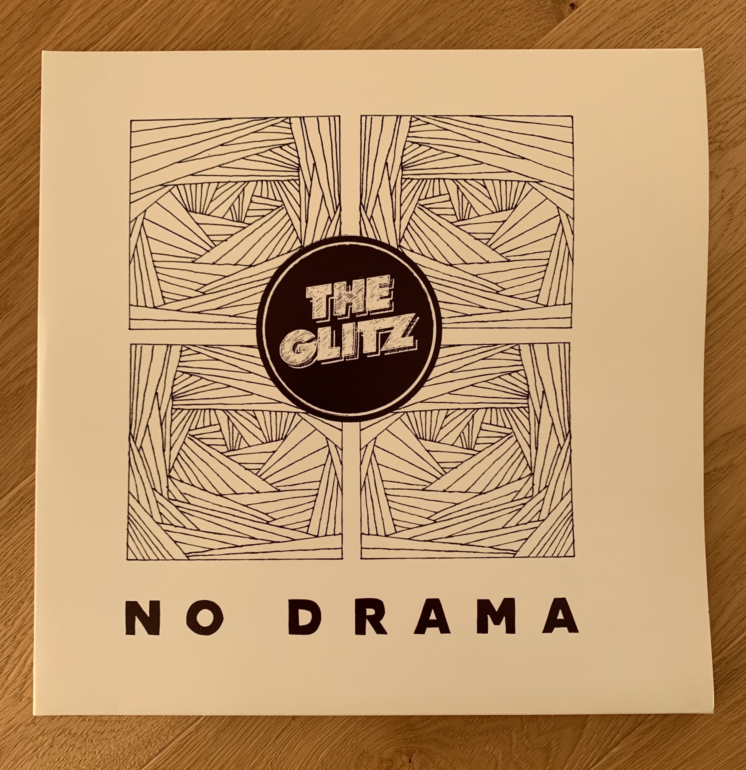 2x 12" Vinyl // The Glitz - No Drama (Album)
