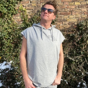 Anagram Sleeveless Hoodie in Light Grey